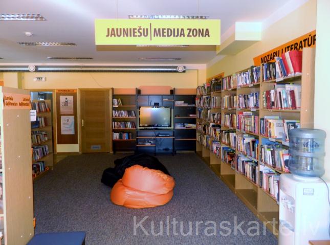 Bibliotēka_7